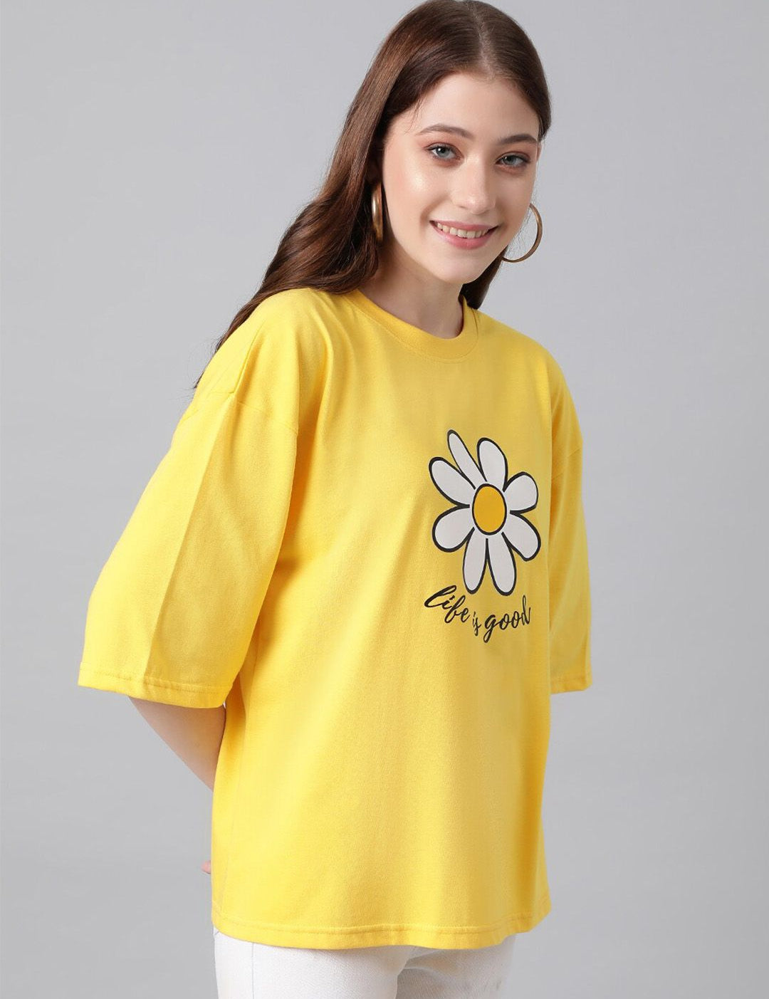 Kotty Floral Printed Drop-Shoulder Sleeves Cotton Oversized T-shirt