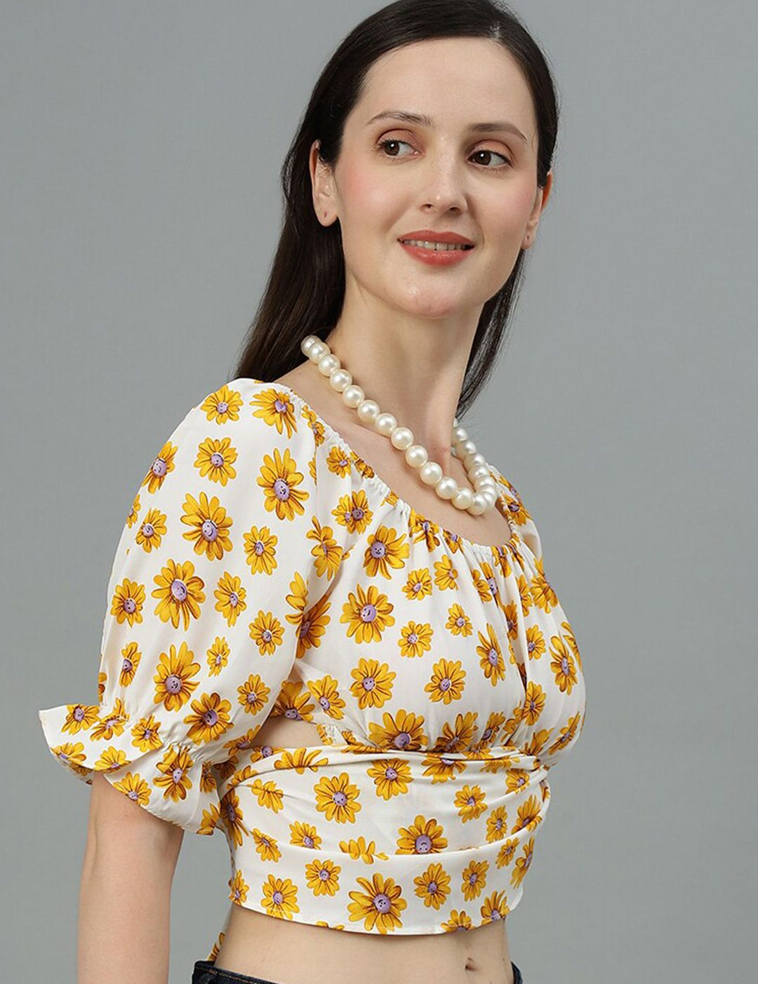 Kotty Cream Floral Printed Puff Sleeve Crop Top