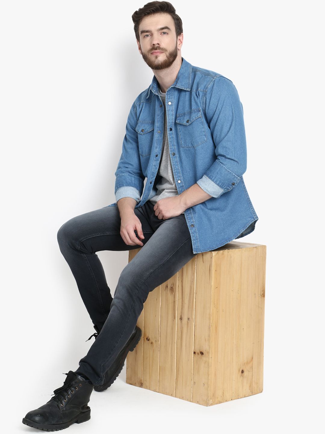 Kotty Men Blue Solid Lightweight Denim Jacket