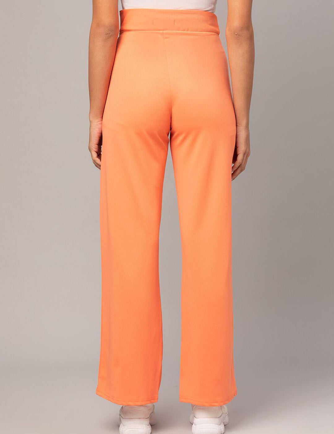 Kotty Women Relaxed Straight Leg Straight Fit High-Rise Trousers