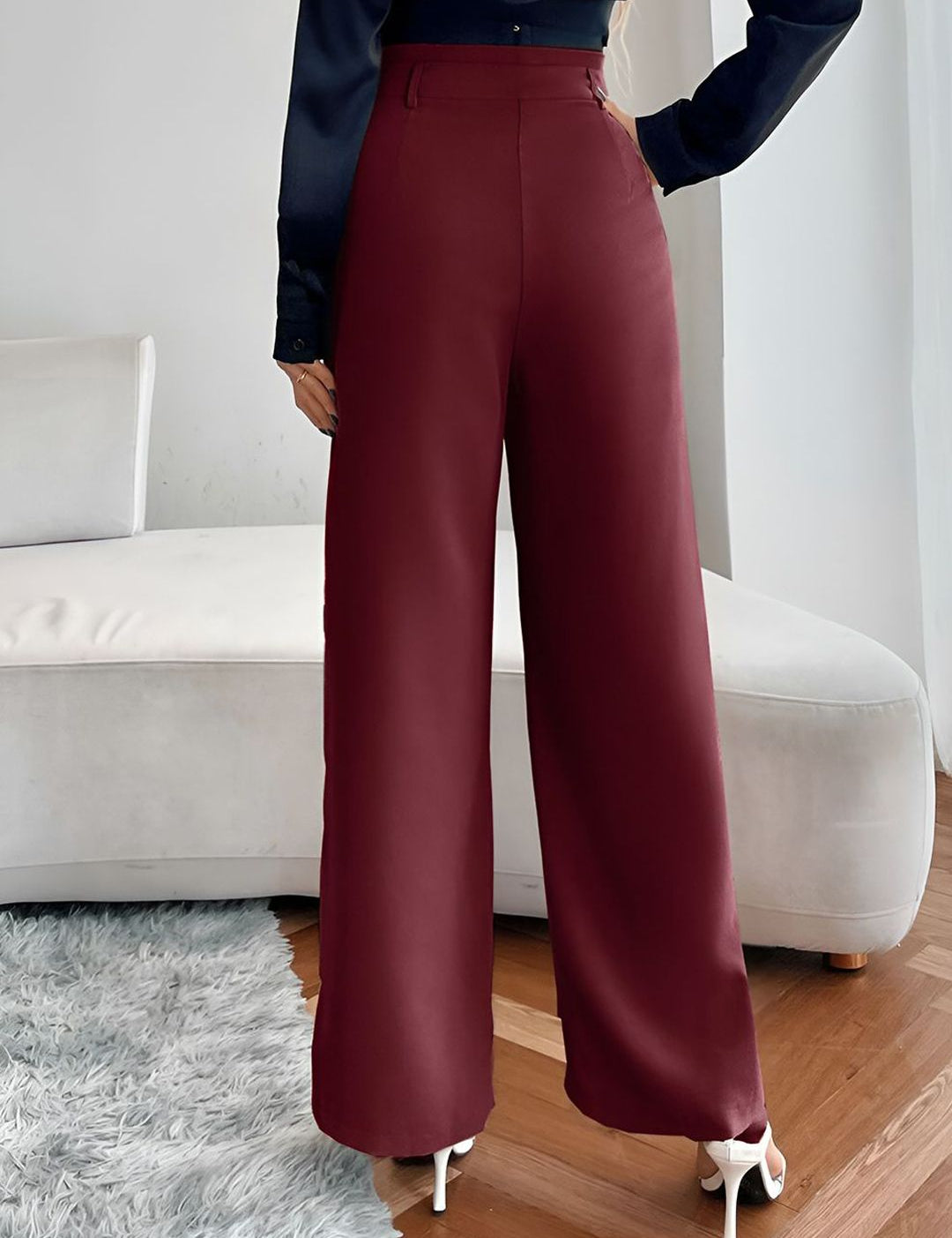 Kotty Women Relaxed Straight Fit High-Rise Easy Wash Pleated Parallel Trousers