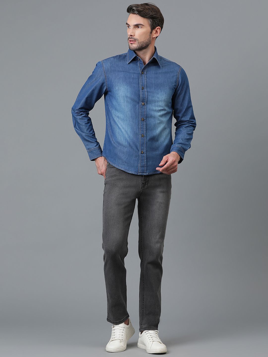 Kotty Men Faded Spread Collar Casual Shirt