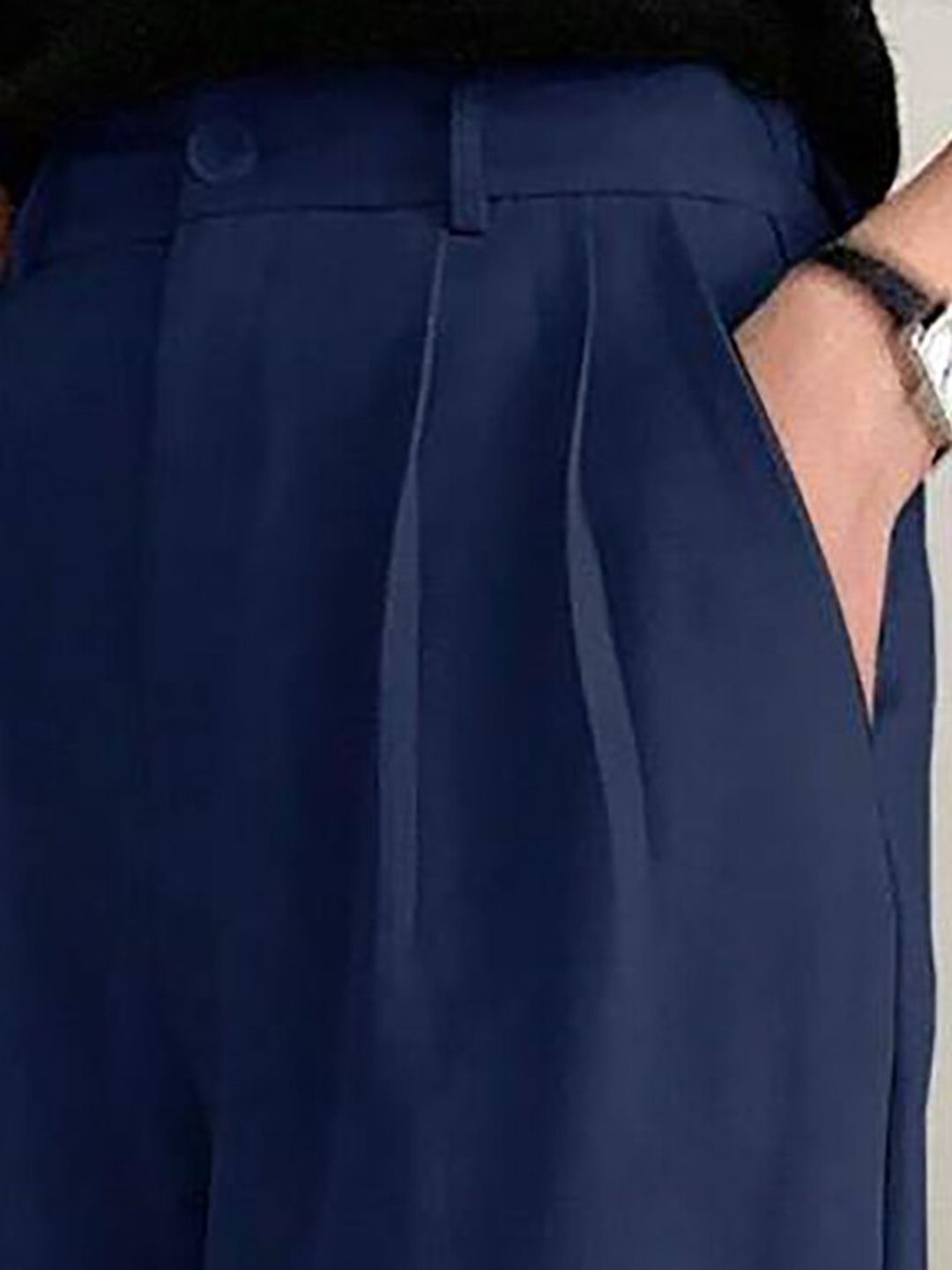 Kotty Women Relaxed Straight Leg Fit High-Rise Easy Wash Pleated Parallel Trousers