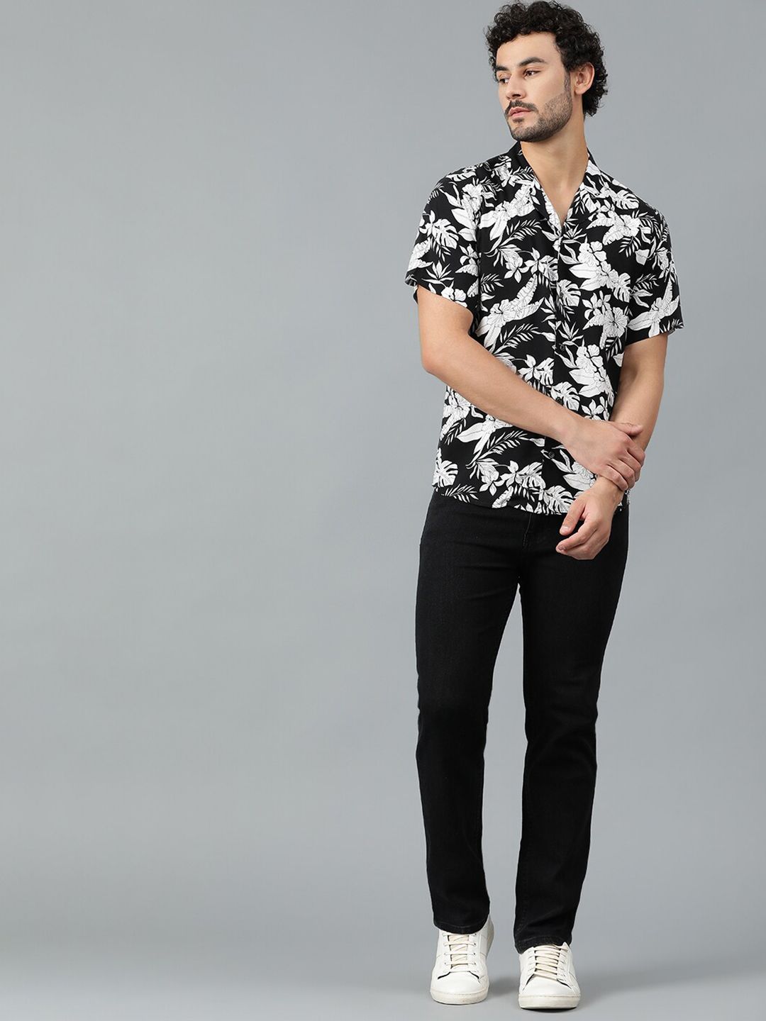 Kotty Men Floral Printed Casual Shirt