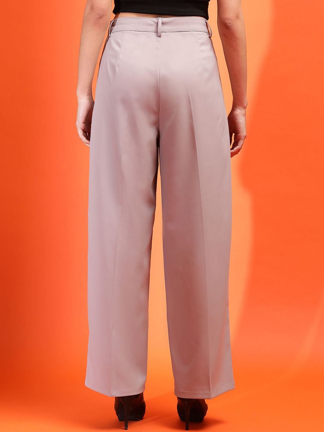 KOTTY BIZwear Women Relaxed Straight Fit High-Rise Easy Wash Pleated Trousers