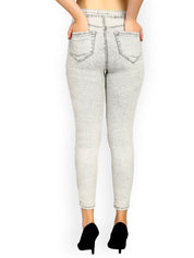 Kotty Women Grey Skinny Fit High-Rise Clean Look Jeans