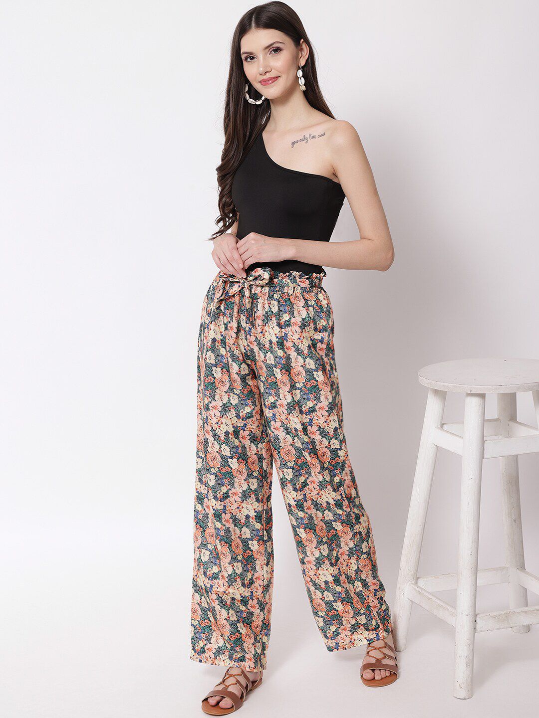 Kotty Women Peach-Coloured Floral Printed Relaxed High-Rise Trousers