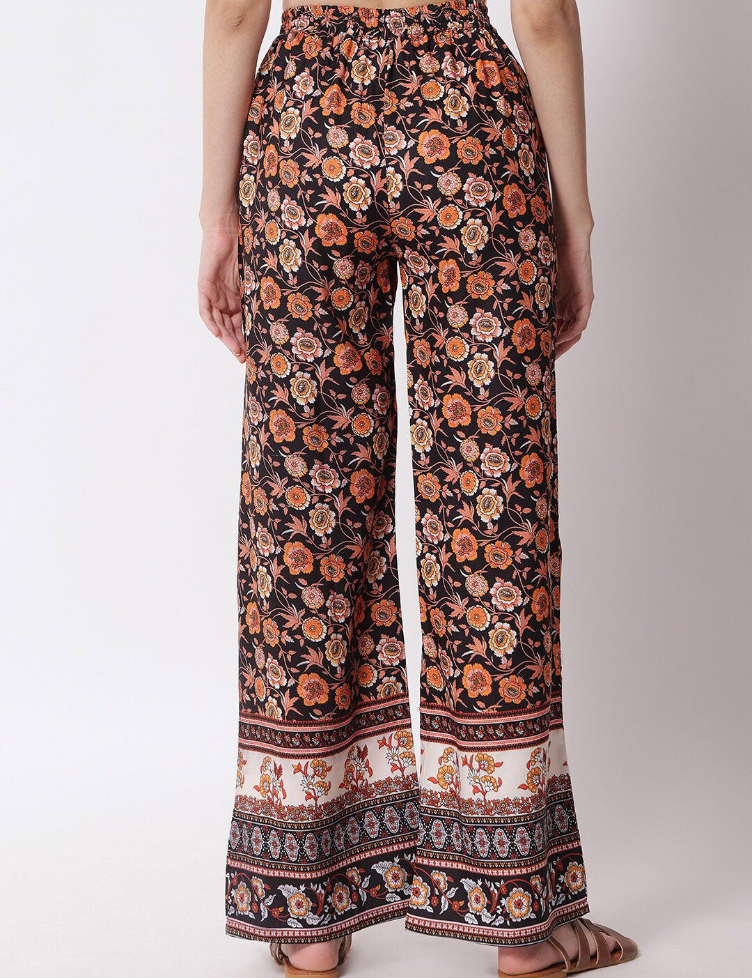 Kotty Women Floral Printed Relaxed High-Rise Easy Wash Trousers