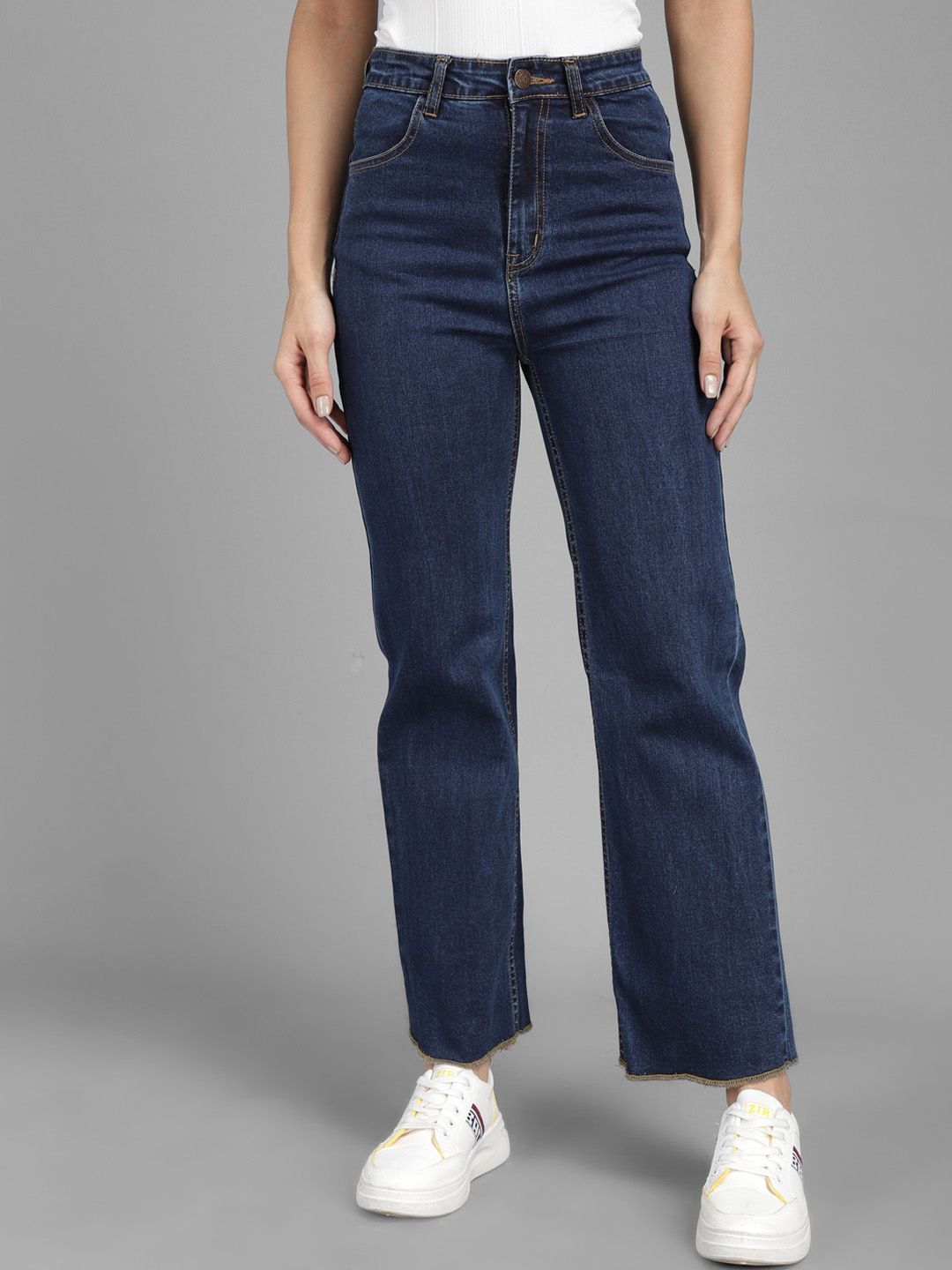 Kotty Women Straight Fit High-Rise Stretchable Jeans