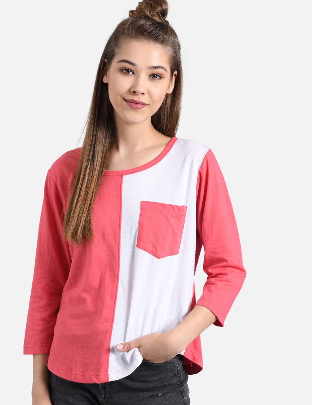 Kotty Women Coral Pink & White Colourblocked Round Neck T-shirt