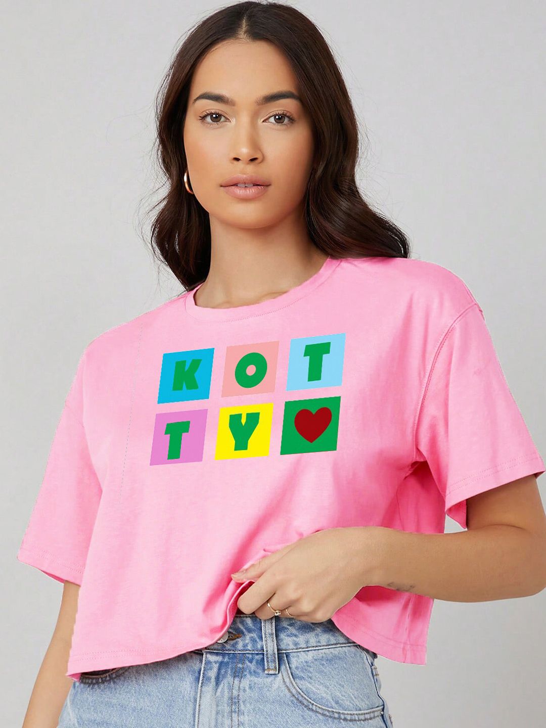 Kotty Pink Printed Round Neck Drop-Shoulder Sleeves Crop Oversized T-shirt