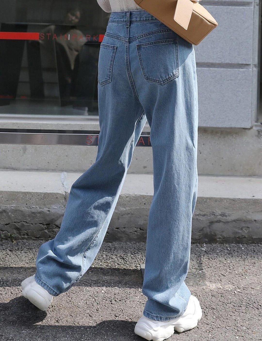 Kotty Women Jean Wide Leg High-Rise Light Fade Stretchable Jeans