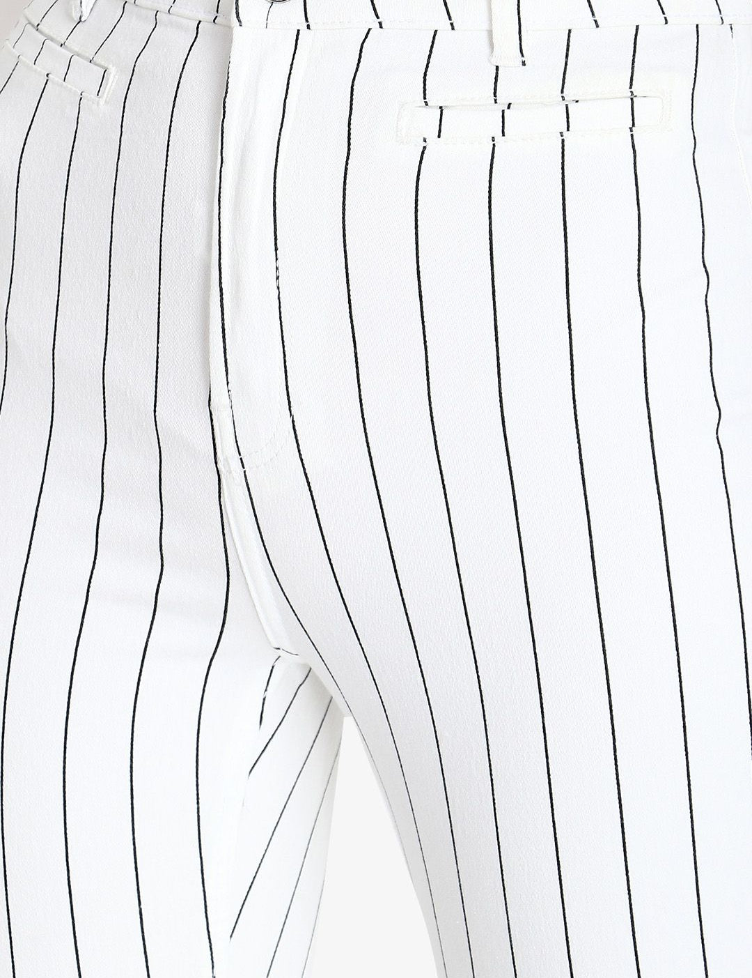 Kotty Women White & Black Skinny Fit High-Rise Clean Look Jeans