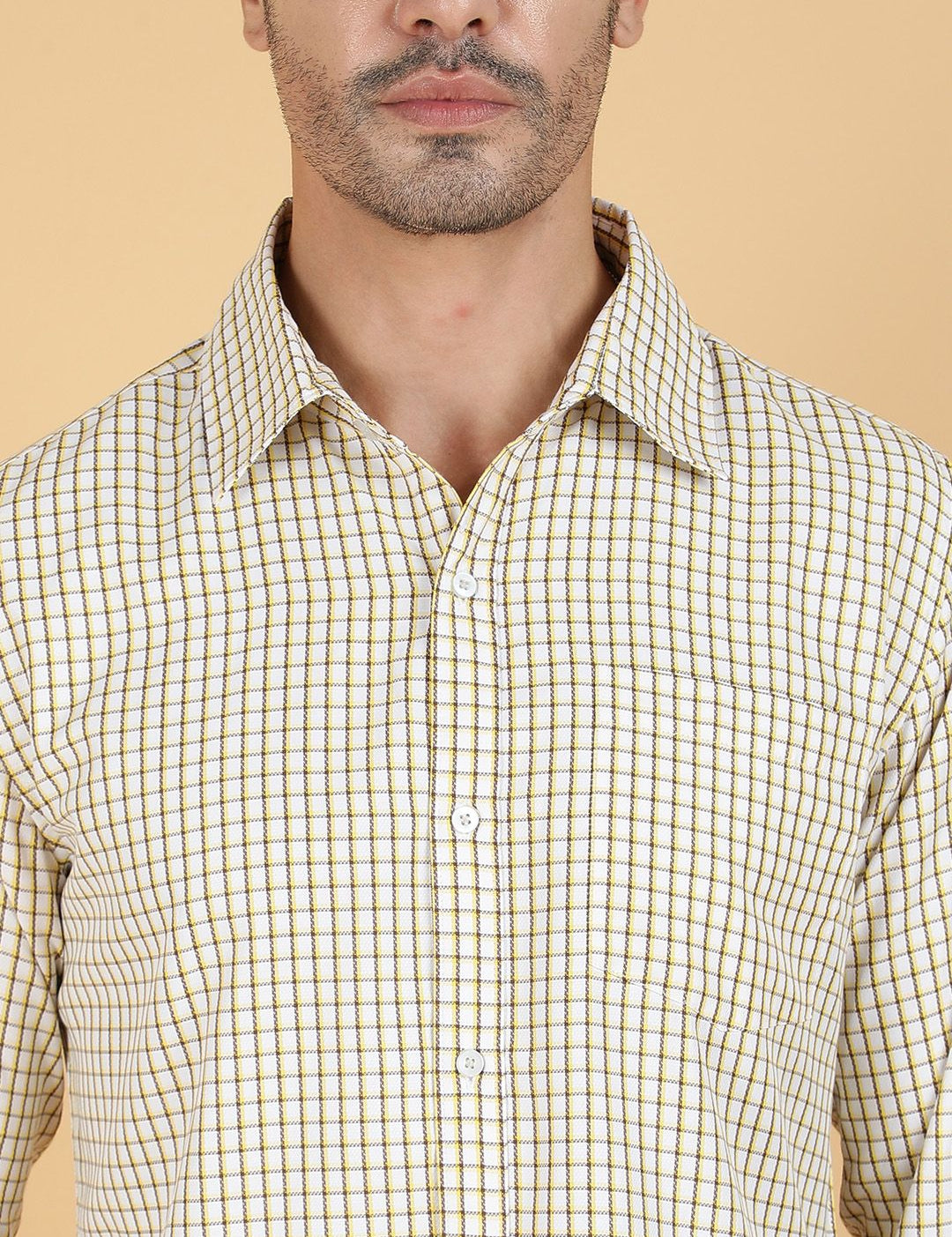 Kotty Men Relaxed Spread Collar Graphic Printed Casual Shirt