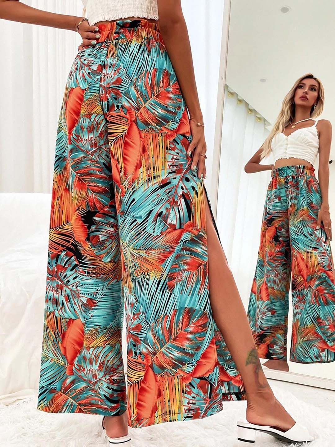 Kotty Women Teal Floral Printed Relaxed Flared High-Rise Easy Wash Pleated Trousers
