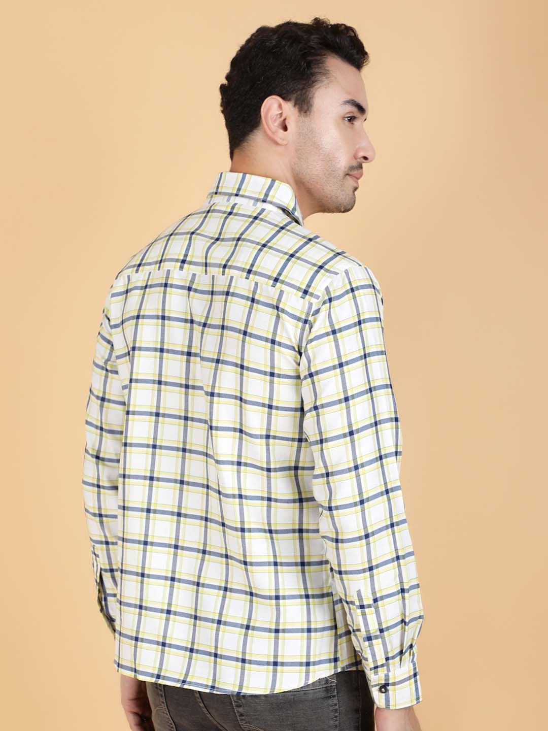 Kotty Men Relaxed Fit Spread Collar Checked Casual Shirt