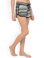 Kotty Women Black & White Printed Lounge Shorts KTTSLEEPSHORTS180