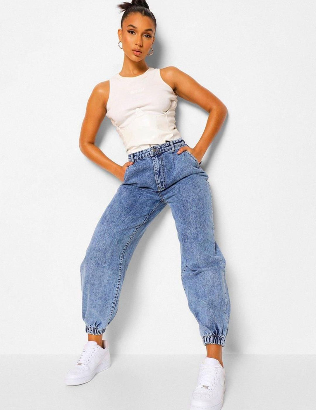 Kotty Women High-Rise Heavy Fade Clean Look Stretchable Jogger Jeans