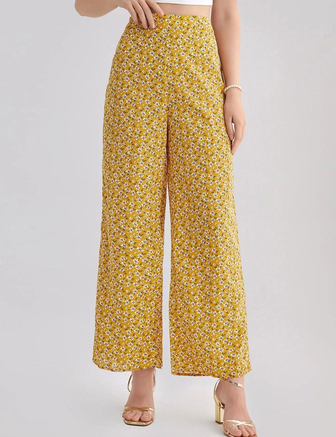 Kotty Women Multicoloured Floral Printed Relaxed High-Rise Easy Wash Trousers