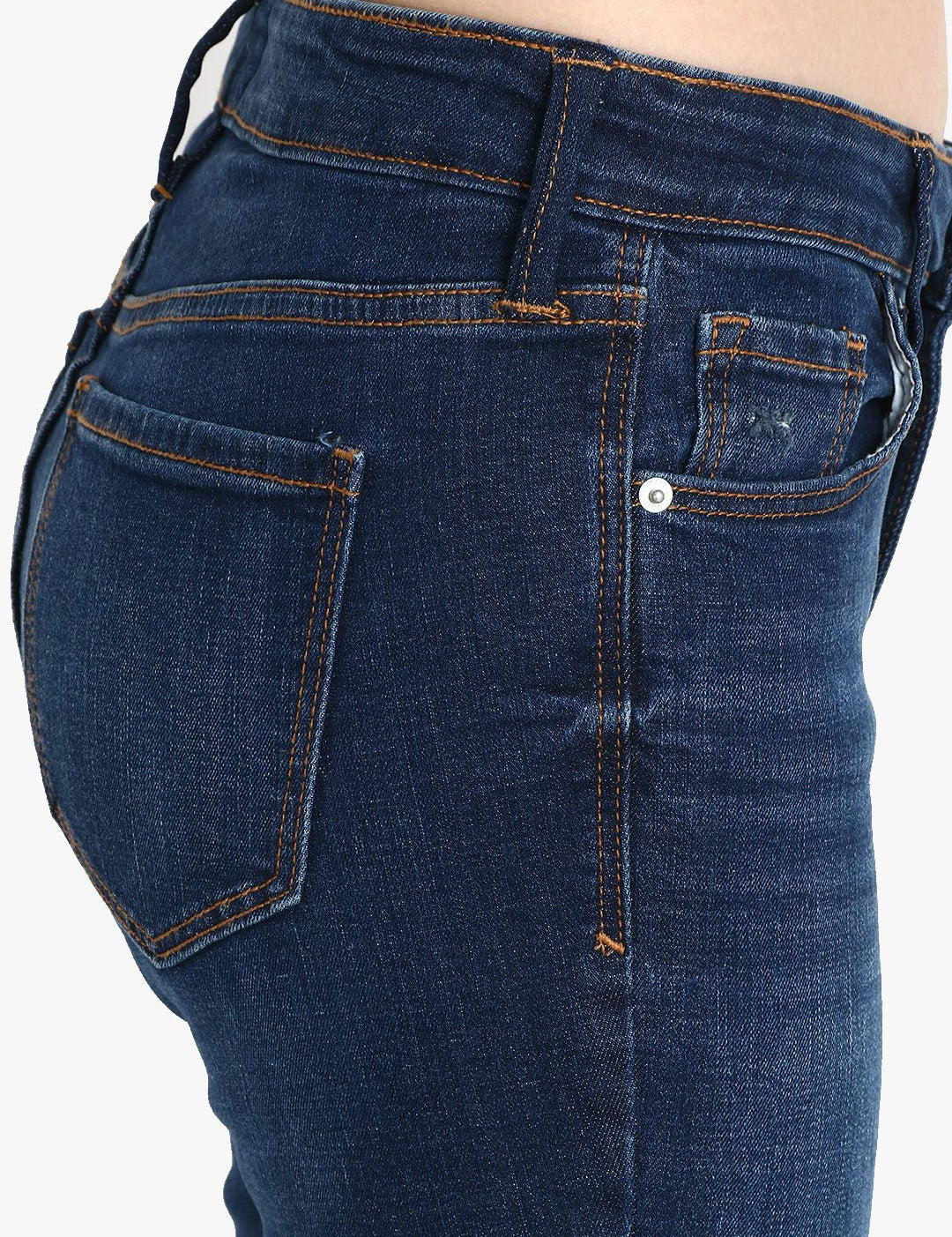 Kotty Women Blue Skinny Fit Mid-Rise Mildly Distressed Jeans