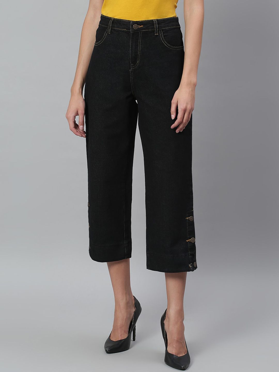 Kotty Women Black Solid Cotton High-Rise Crop Flared Jeans