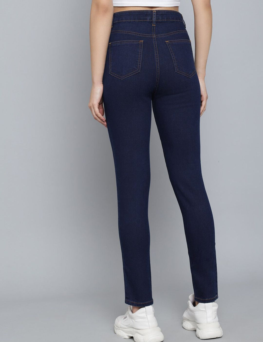 Kotty Women Blue Jean Skinny Fit High-Rise Low Distress Cropped Jeans