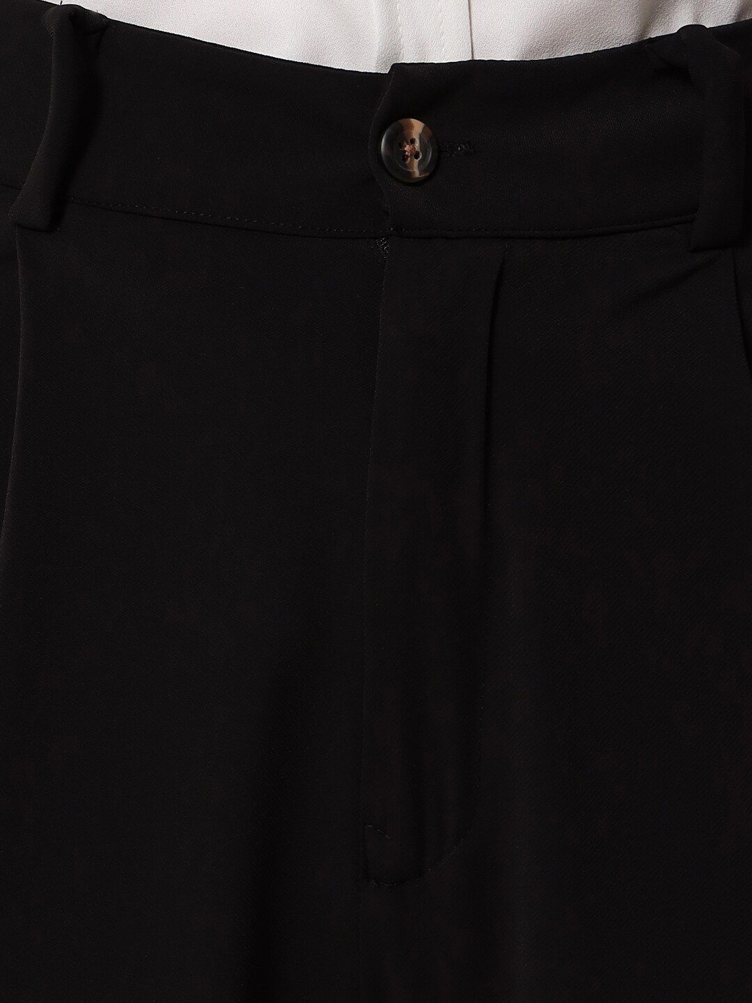 KOTTY BIZwear Women Black Relaxed Straight Leg Straight Fit High-Rise Easy Wash Pleated Trousers