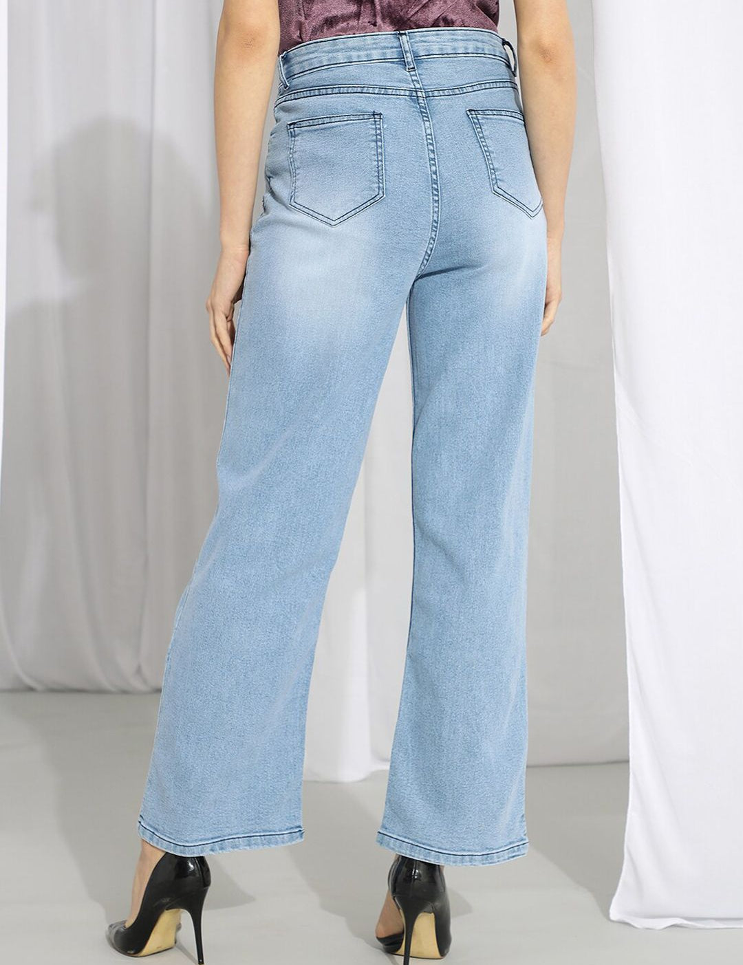 Kotty Women Blue Straight Fit High-Rise Light Fade Stretchable Jeans