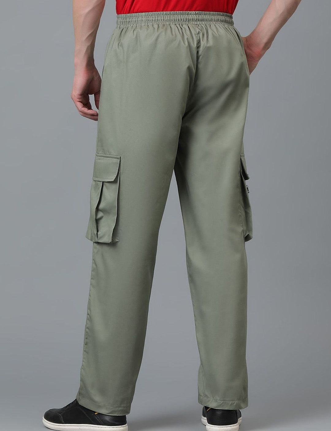 Kotty Men Relaxed Low-Rise Easy Wash Cargos Trousers