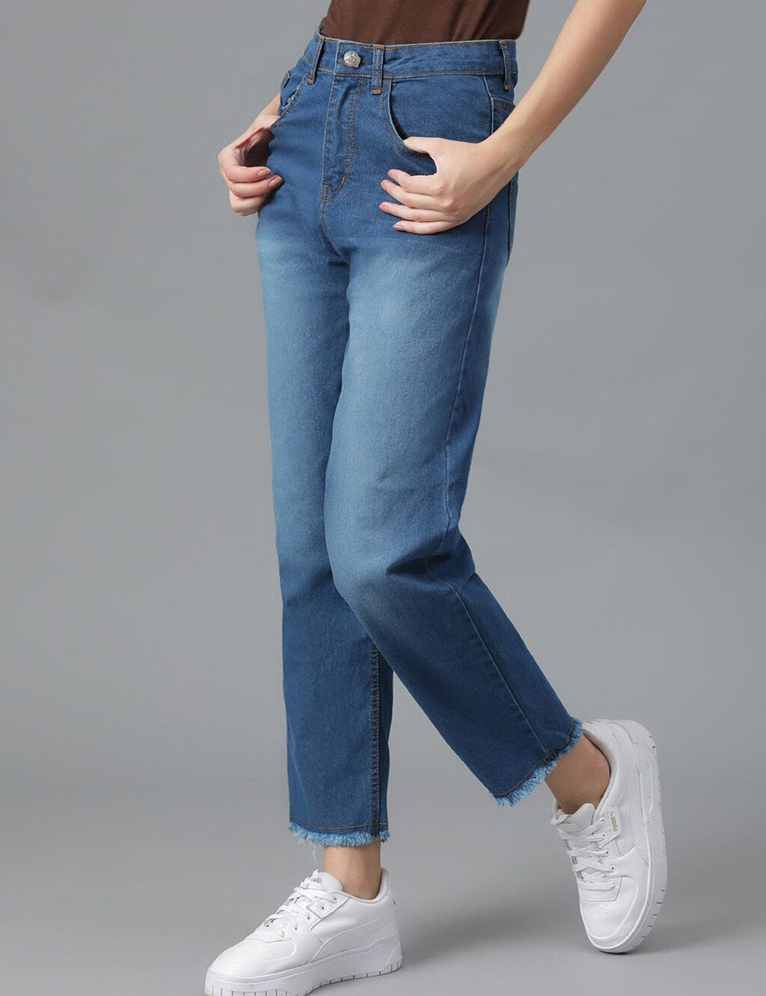 Kotty Women Jean Straight Fit High-Rise Light Fade Stretchable Jeans