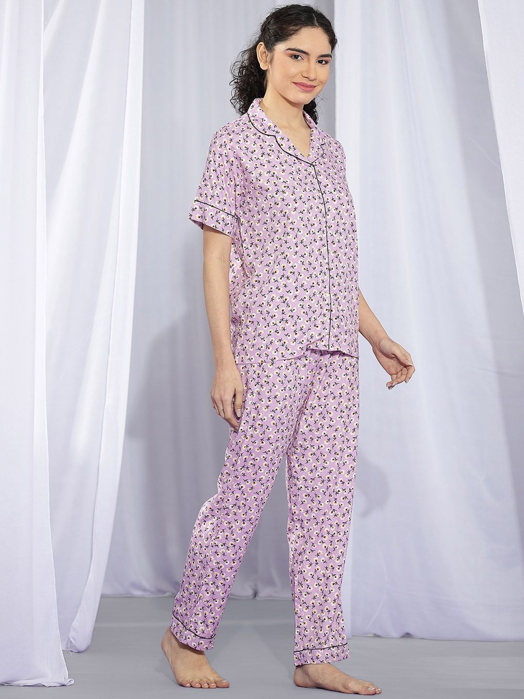 Kotty Purple & White Floral Printed Night Suit