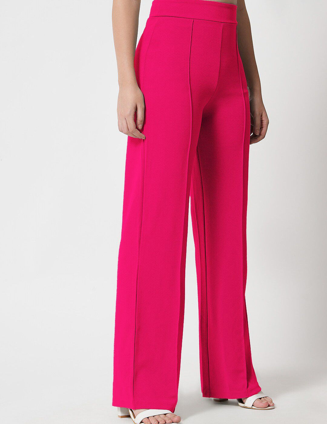 Kotty Women Relaxed Straight Fit High-Rise Easy Wash Parallel Trousers