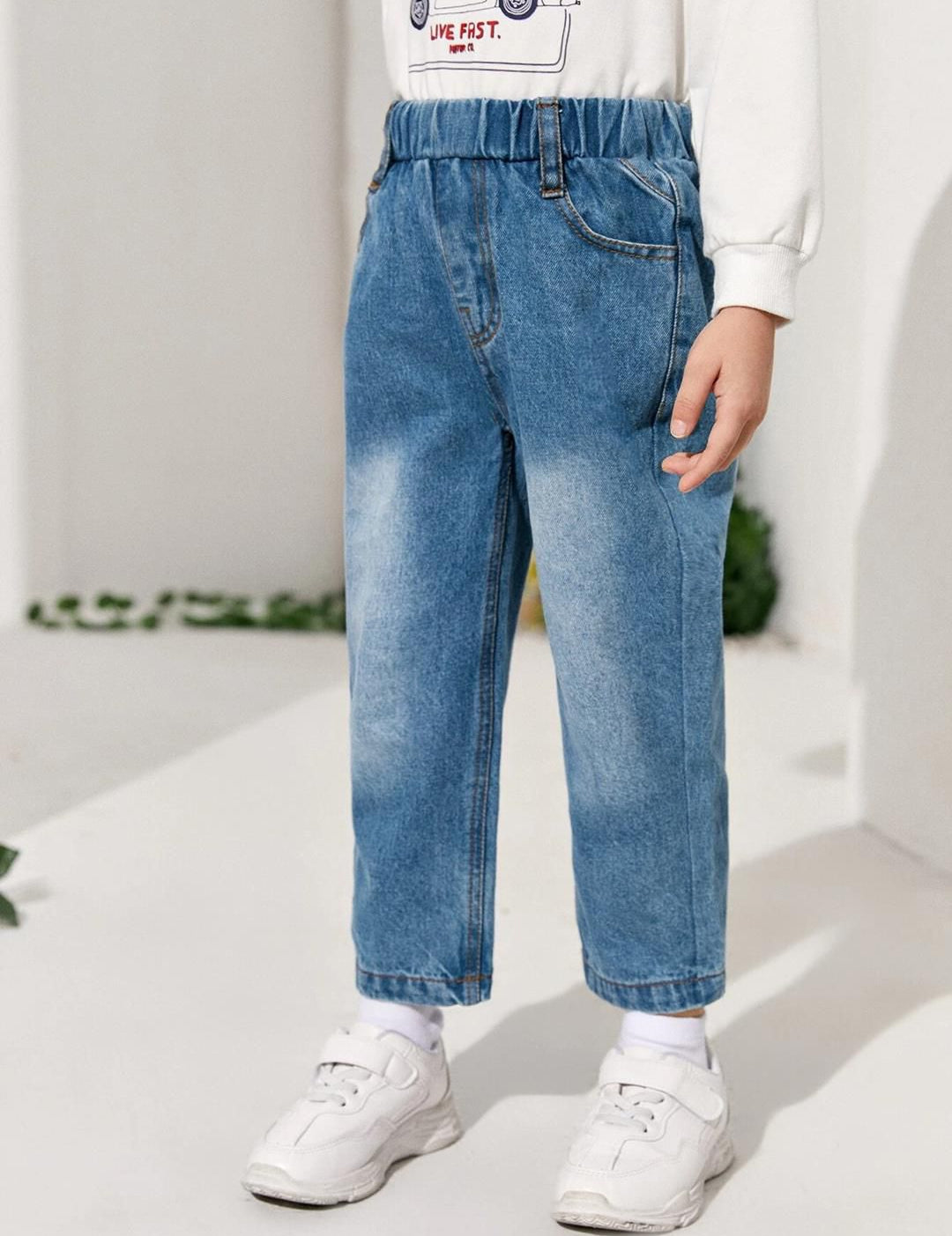 Kotty Girls Jean Fit Light Fade Stretchable Jeans