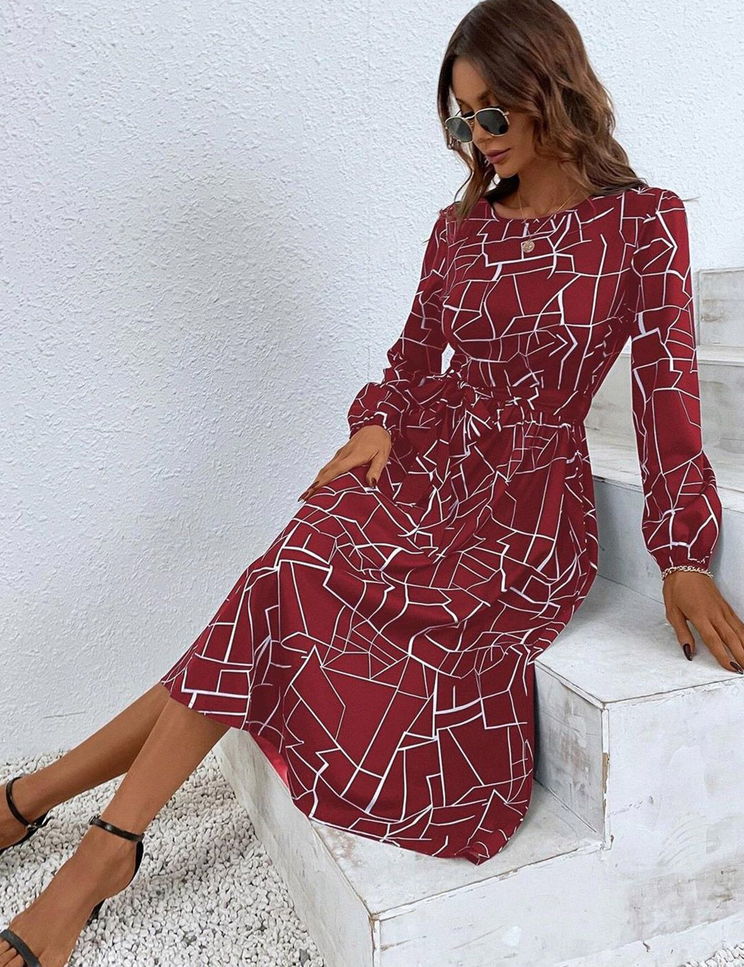 Kotty Maroon & White Abstract Printed Puff Sleeves Crepe Fit & Flare Midi Dress