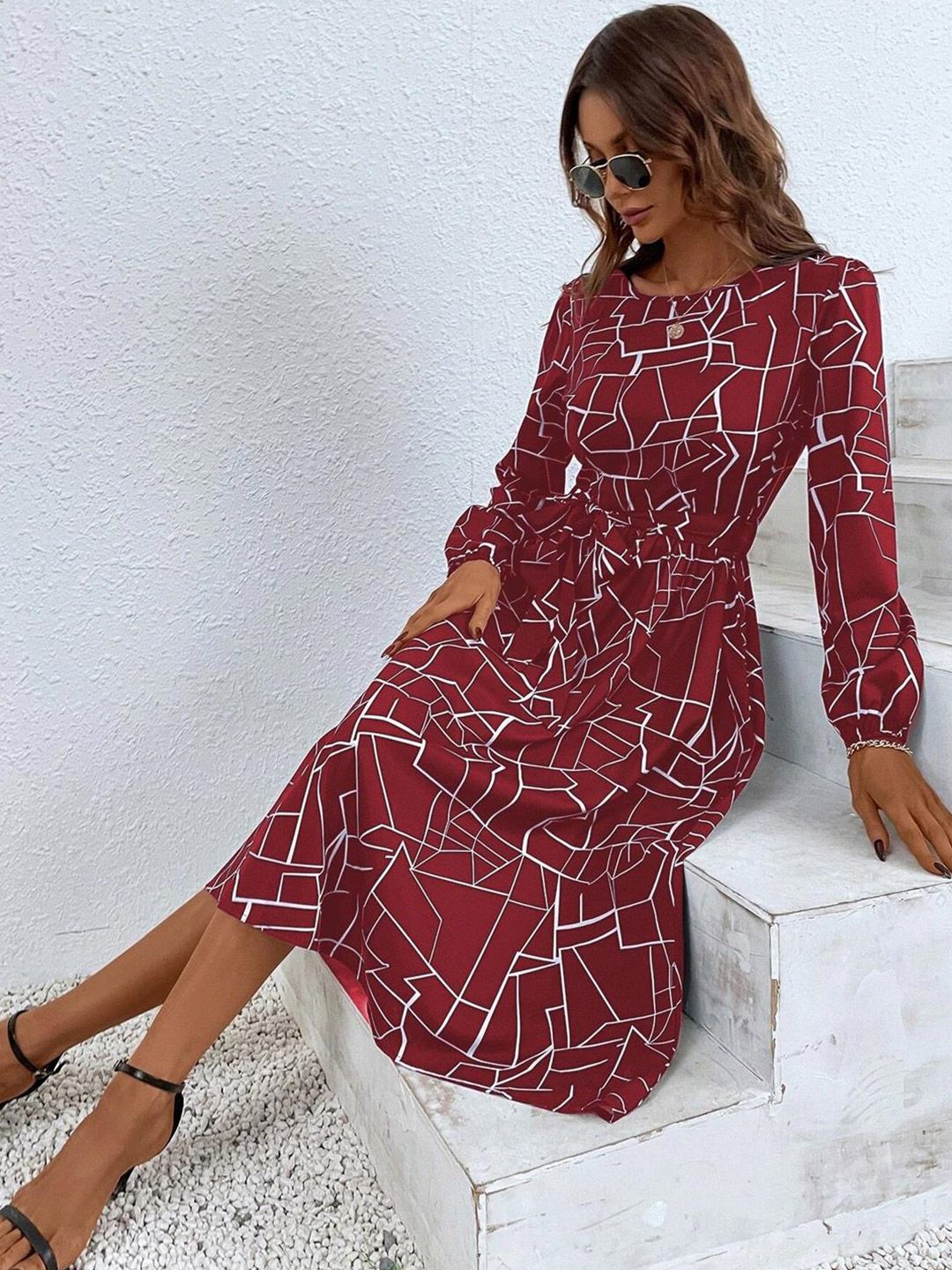 Kotty Maroon & White Abstract Printed Puff Sleeves Crepe Fit & Flare Midi Dress
