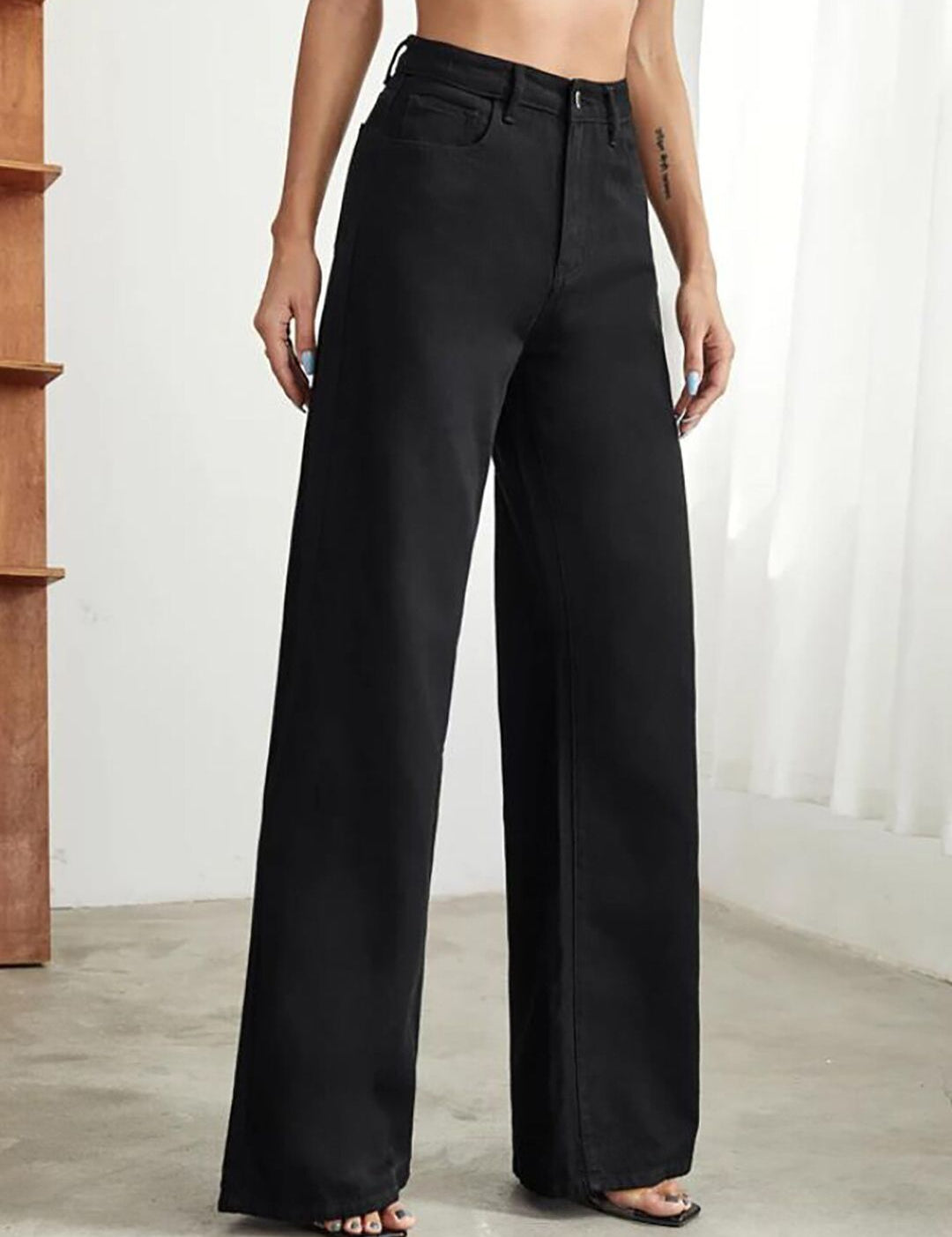 Kotty Women Black Jean Straight Fit High-Rise Stretchable Jeans