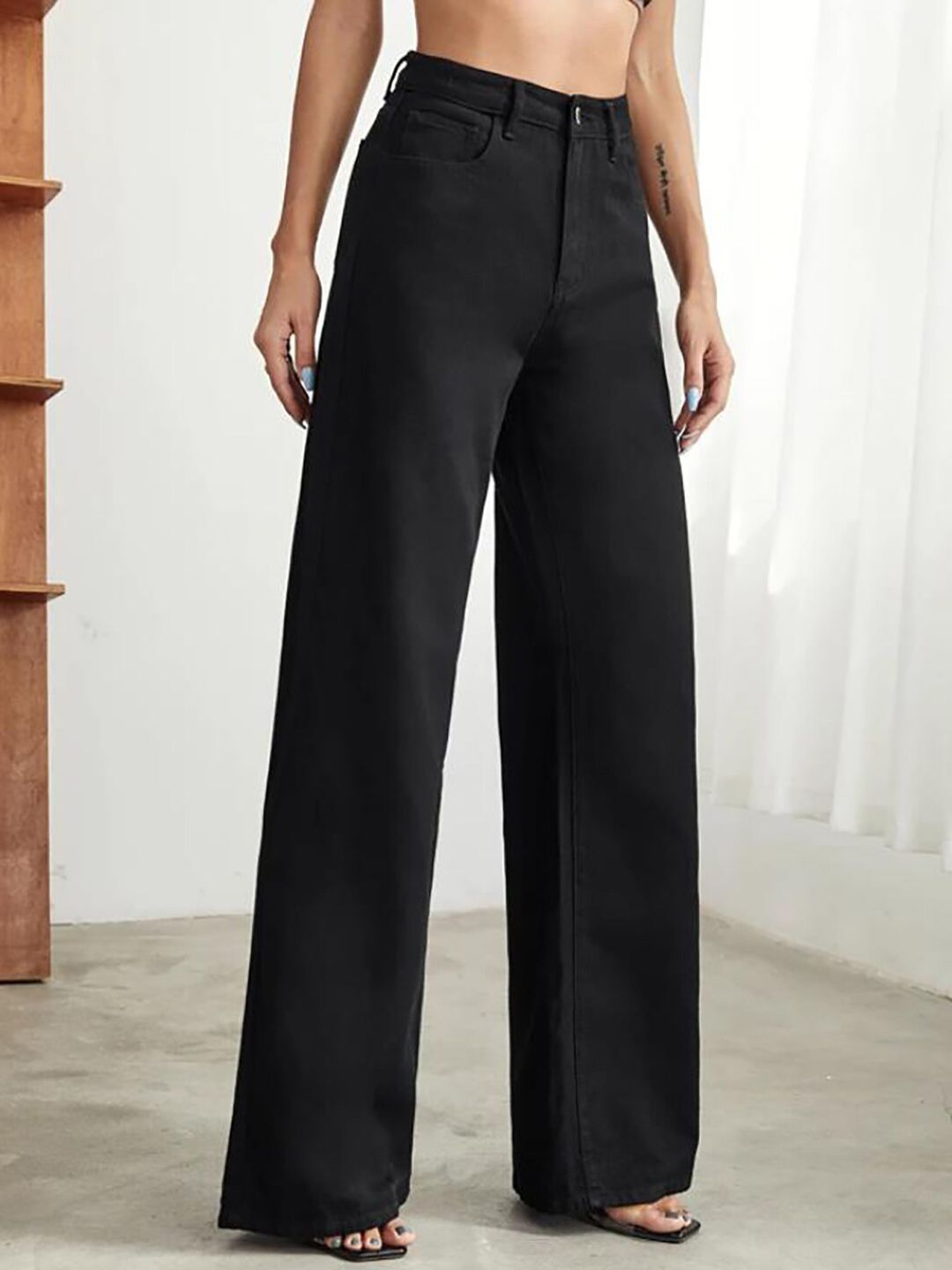 Kotty Women Black Jean Straight Fit High-Rise Stretchable Jeans