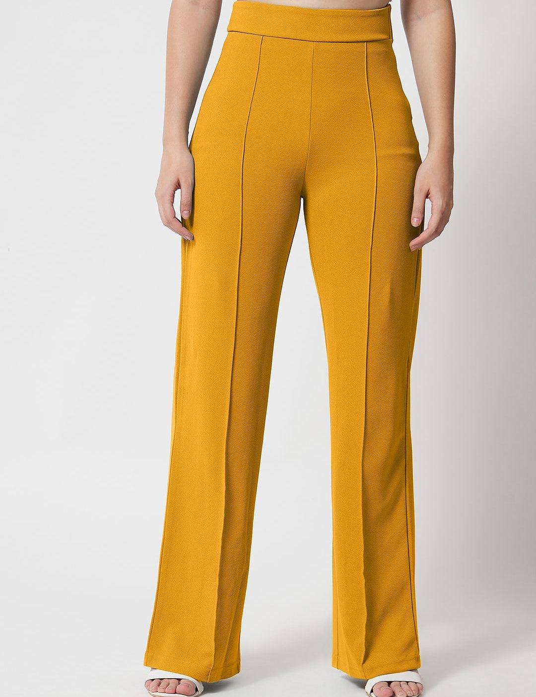 Kotty Women Relaxed Straight Fit High Rise Pleated Trousers