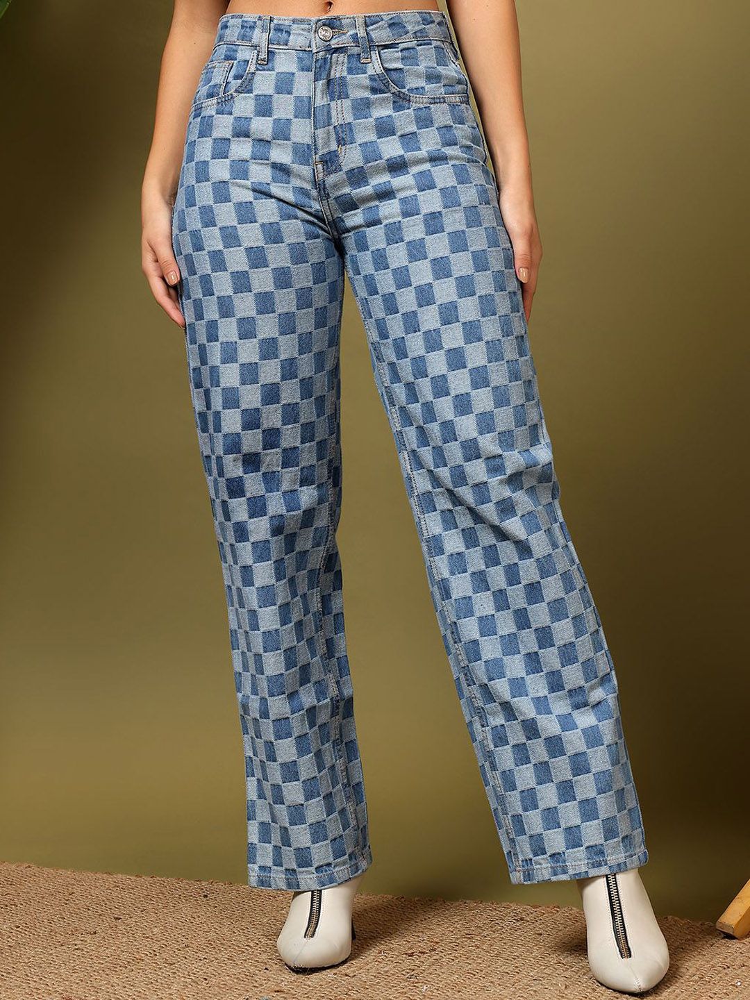 Kotty Women Straight Fit High-Rise Stretchable Jeans