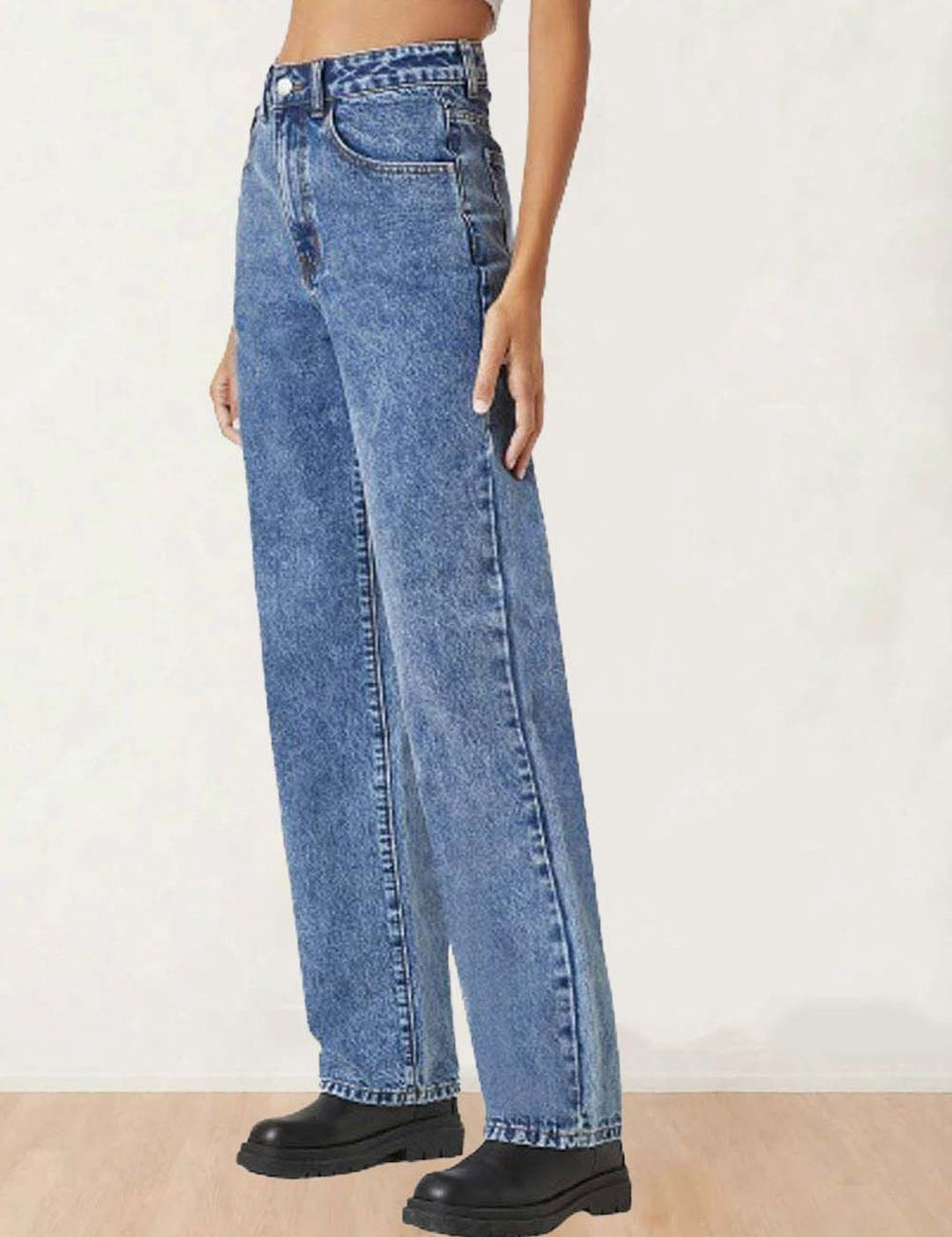 Kotty Women Straight Fit High-Rise Stretchable Jeans