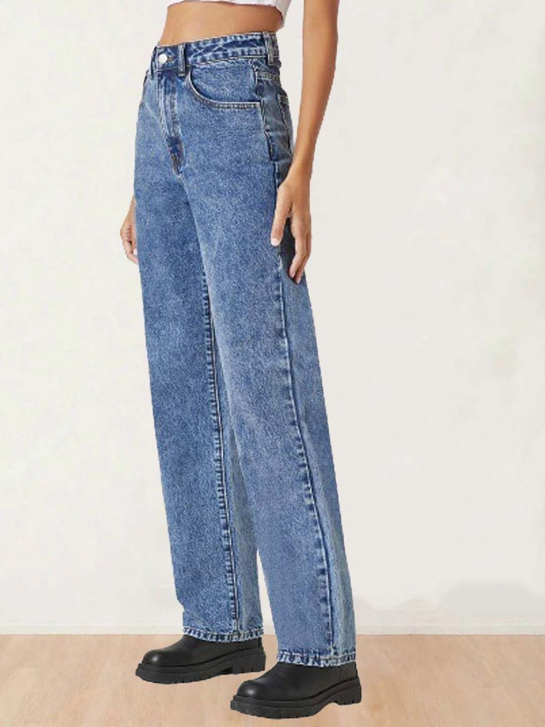 Kotty Women Straight Fit High-Rise Stretchable Jeans