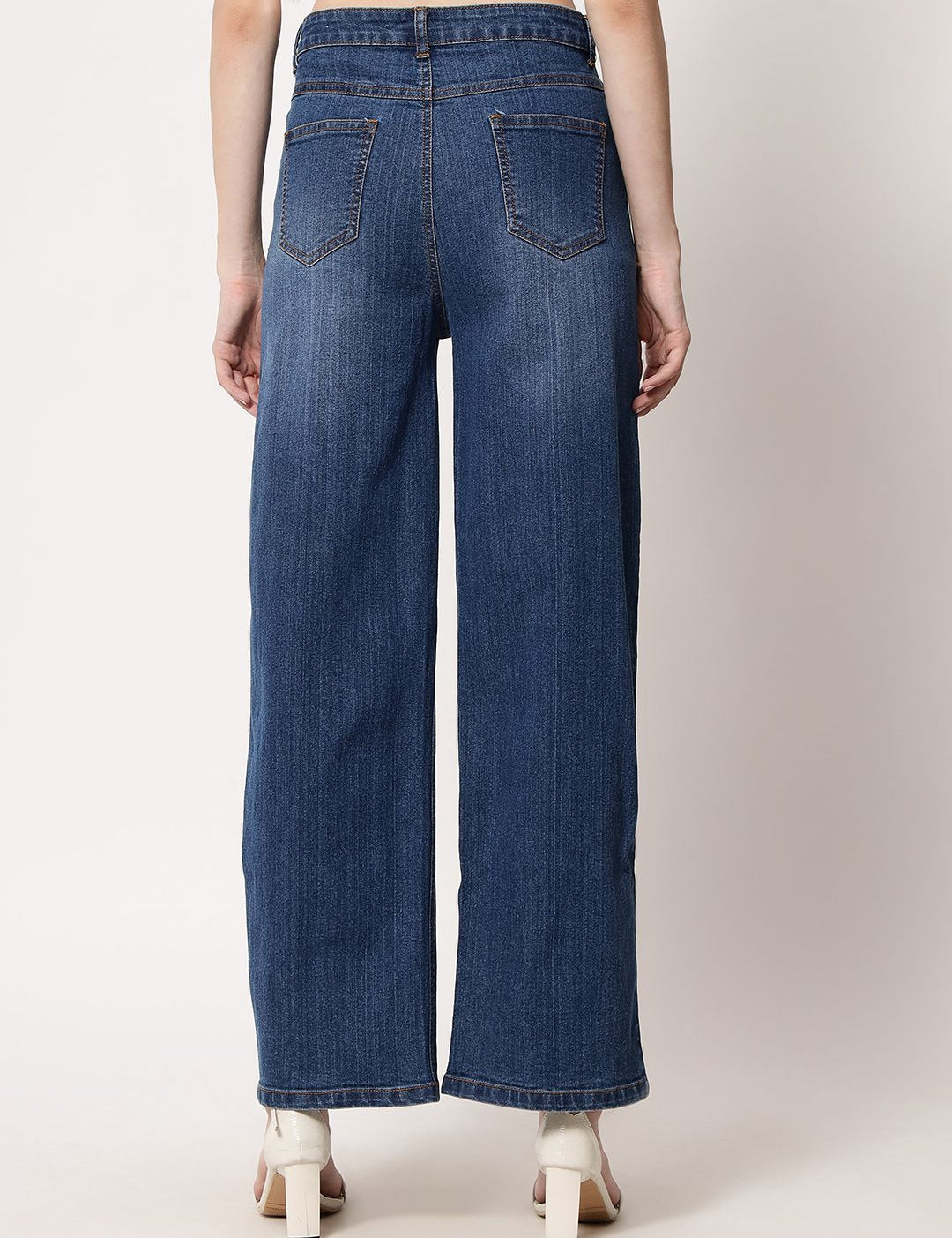 Kotty Women Straight Fit High-Rise Stretchable Jeans