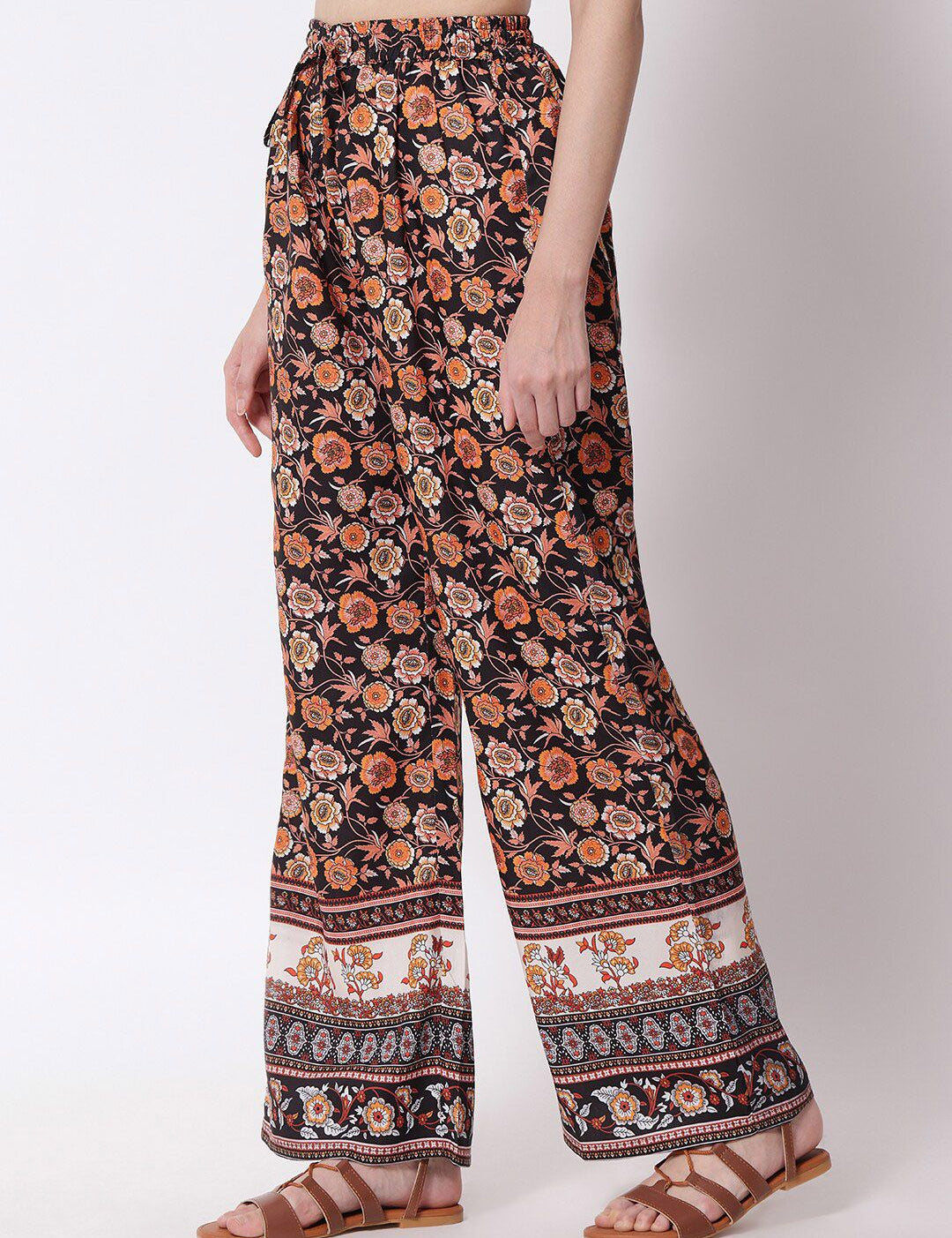 Kotty Women Floral Printed Relaxed High-Rise Easy Wash Trousers