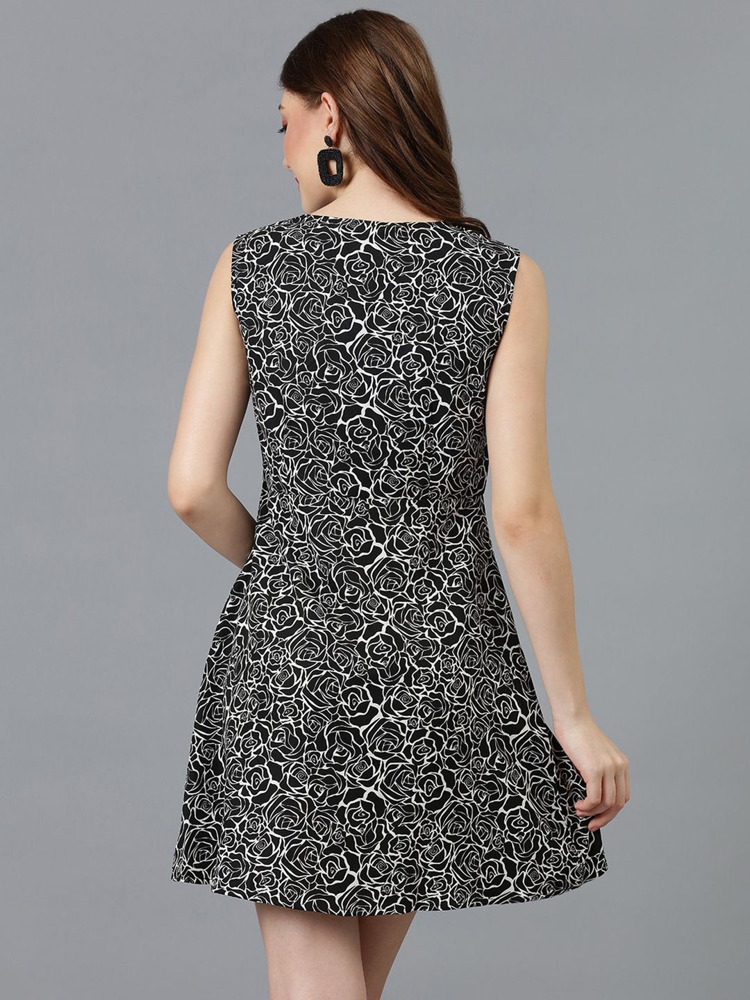 Kotty Black & White Floral Printed A-Line Dress