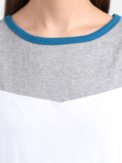 Kotty Women Blue & White Colourblocked Round Neck T-shirt