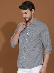 Kotty New Micro Checks Spread Collar Casual Shirt