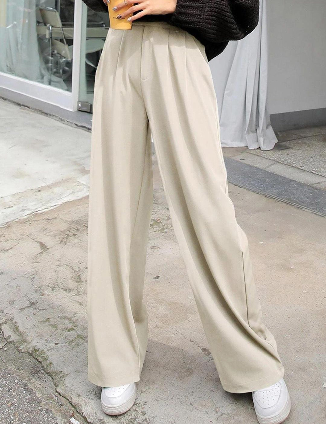 KOTTY BIZwear Women Relaxed Straight Leg Straight Fit Easy Wash Pleated Parallel Trousers