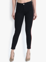 Kotty Women Black Skinny Fit High-Rise Clean Look Stretchable Jeans