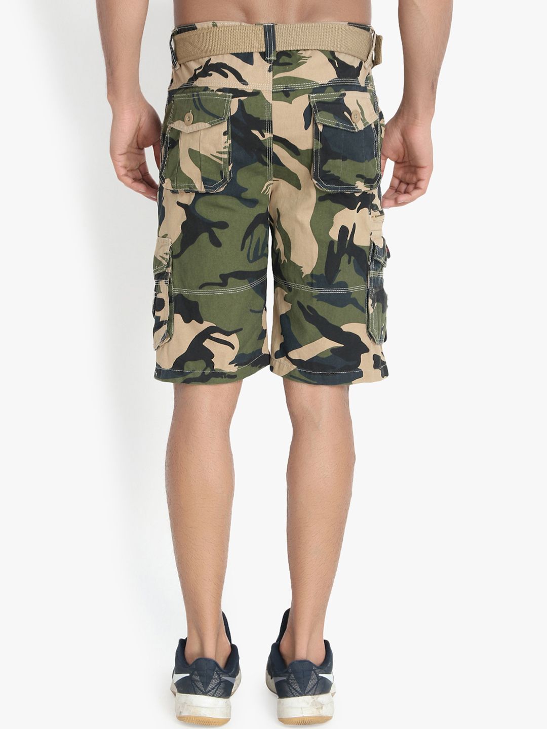 Kotty Men Olive Green Camouflage Printed Regular Fit Cargo Shorts