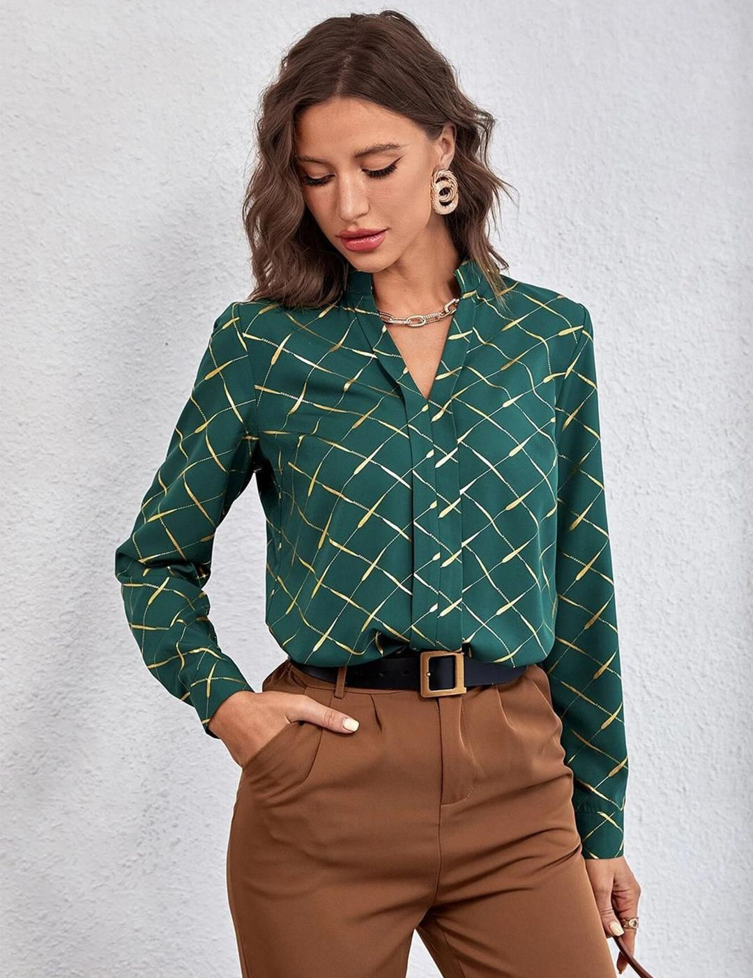 Kotty Geometric Printed Crepe Shirt Style Top